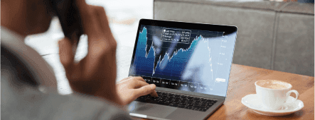 Efecto en el modelo de decisión de compra del consumidor a través de la influencia de la información que recibe del mercado